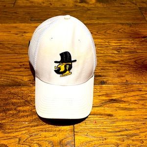 Appalachian State University Mountaineers Legacy Hat Cap Large/XL. No offers